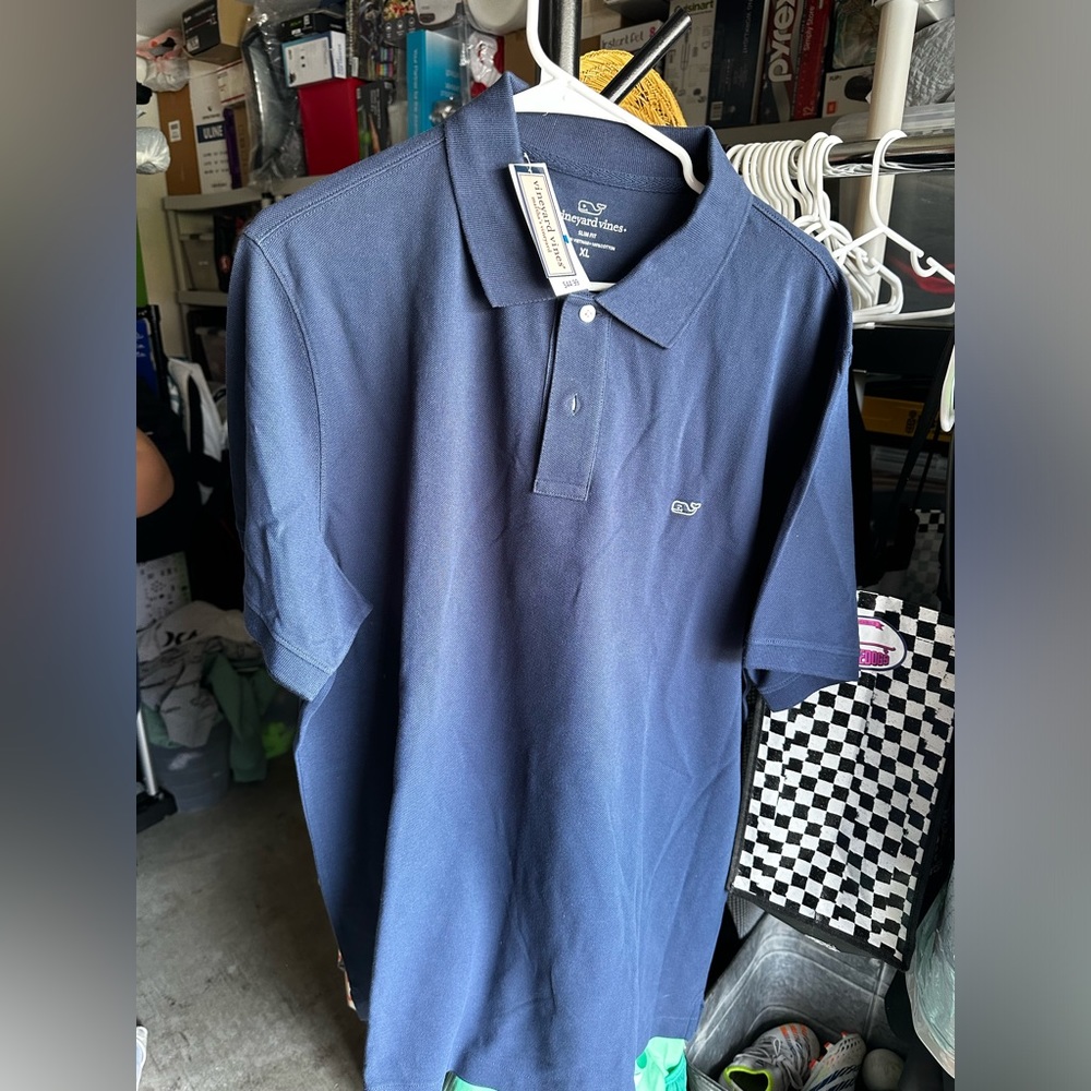 NWT Men’s Vineyard Vines Polo (XL)